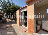 Resale - HOUSE -
LA MARINA - Elche / Elx