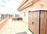 Resale - APARTMENT -
ORIHUELA COSTA - VILLAMARTÍN