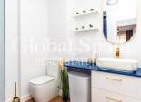 Resale - APARTMENT -
TORREVIEJA - Center