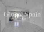 Odsprzedaż - WILLA  -
TORREVIEJA - 
