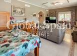 Wederverkoop - HUIS -
CATRAL - Catral