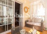 Odsprzedaż - Apartament -
