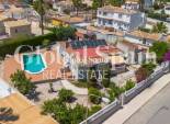 Wiederverkauf - VILLA -
ROJALES - Centro de la Ciudad Quesada
