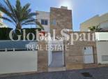 Revente - VILLA -
LA ZENIA - Costa Blanca