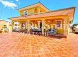 Wederverkoop - VILLA -
TORREVIEJA - LOS BALCONES - LOS ALTOS