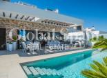 Resale - VILLA -
ROJALES