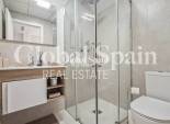 Resale - VILLA -
VILLAMARTÍN - Costa Blanca