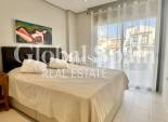 Resale - Apartment -
ORIHUELA COSTA - VILLAMARTÍN