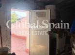 Resale - HOUSE -
SALINAS - Inland