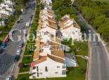 Resale - APARTMENT -
ORIHUELA COSTA - VILLAMARTÍN