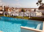 Wederverkoop - VILLA -
CIUDAD QUESADA