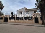 Revente - VILLA -
ORIHUELA - Inland