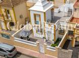 Wederverkoop - HUIS -
TORREVIEJA - Costa Blanca