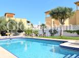 Resale - VILLA -
ORIHUELA COSTA - Villamartin