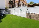 Wederverkoop - VILLA -
Orihuela Costa - Villamartin