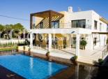 Venta - Villa -
CABO ROIG