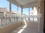 Wederverkoop - APPARTEMENT -
ORIHUELA COSTA - Punta Prima