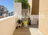 Resale - HOUSE -
LOS BALCONES - LOS ALTOS