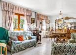 Wiederverkauf - VILLA -
TORREVIEJA - LOS BALCONES - LOS ALTOS