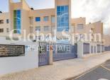 Resale - APARTMENT -
ORIHUELA COSTA - VILLAMARTÍN
