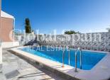Resale - VILLA -
TORREVIEJA - Costa Blanca