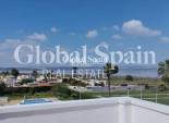 Odsprzedaż - WILLA  -
TORREVIEJA - 