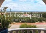 Resale - VILLA -
ALMORADÍ