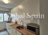 Resale - APARTMENT -
TORREVIEJA - Punta Prima