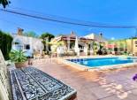 Wederverkoop - VILLA -
DAYA VIEJA - Costa Blanca Sur