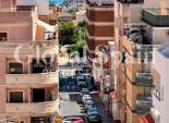 Resale - APARTMENT -
TORREVIEJA - Center