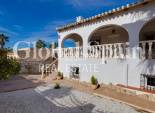 Resale - VILLA -
TORREVIEJA - La Siesta - El Salado - Torreta