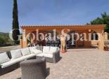 Resale - HOUSE -
HONDÓN DE LAS NIEVES - Inland
