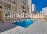 Revente - APPARTEMENT -
TORREVIEJA - Playa del Cura