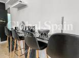 Odsprzedaż - MIESZKANIE -
TORREVIEJA - 