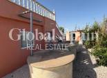 Resale - HOUSE -
LA MARINA - Elche / Elx