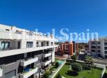 Revente - PENTHOUSE -
ORIHUELA - Inland