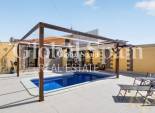 Resale - VILLA -
TORREVIEJA - Costa Blanca