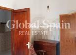 Venta - CASA -
LOS MONTESINOS