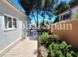 Resale - VILLA -
PILAR DE LA HORADADA - Pinar de Campoverde