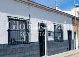 Resale - HOUSE -
SAN MIGUEL DE SALINAS - Inland