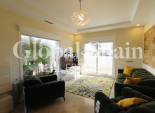 Wiederverkauf - VILLA -
LA ZENIA - Costa Blanca
