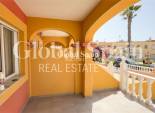Resale - HOUSE -
ORIHUELA COSTA - La Regia