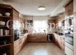 Odsprzedaż - WILLA  -
TORREVIEJA - 