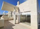 Wiederverkauf - VILLA -
LA ZENIA - Costa Blanca