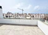 Wederverkoop - PENTHOUSE -
TORREVIEJA - Paseo maritimo