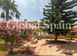 Resale - HOUSE -
ORIHUELA COSTA - La Regia