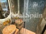 Wederverkoop - APPARTEMENT -
TORREVIEJA - Estacion de autobuses
