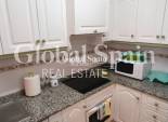 Wiederverkauf - WOHNUNG -
TORREVIEJA - Playa del Cura