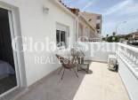 Venta - CASA -
TORREVIEJA - Sector 25