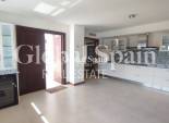 Venta - VILLA -
PERALEJA GOLF - Inland